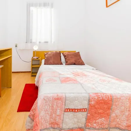 Апартаменты With Parking Space - 27705 *